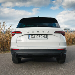 skoda karoq 2 0 tdi 150 white 4